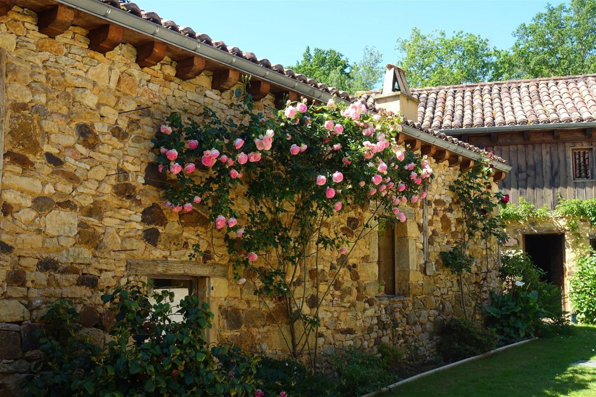Domaine De Cournet Haut, A 17Th Century Property Set On A Calm, Idyllic Domain With Pool, Tennis, Bikes And More Les Vauries Ngoại thất bức ảnh
